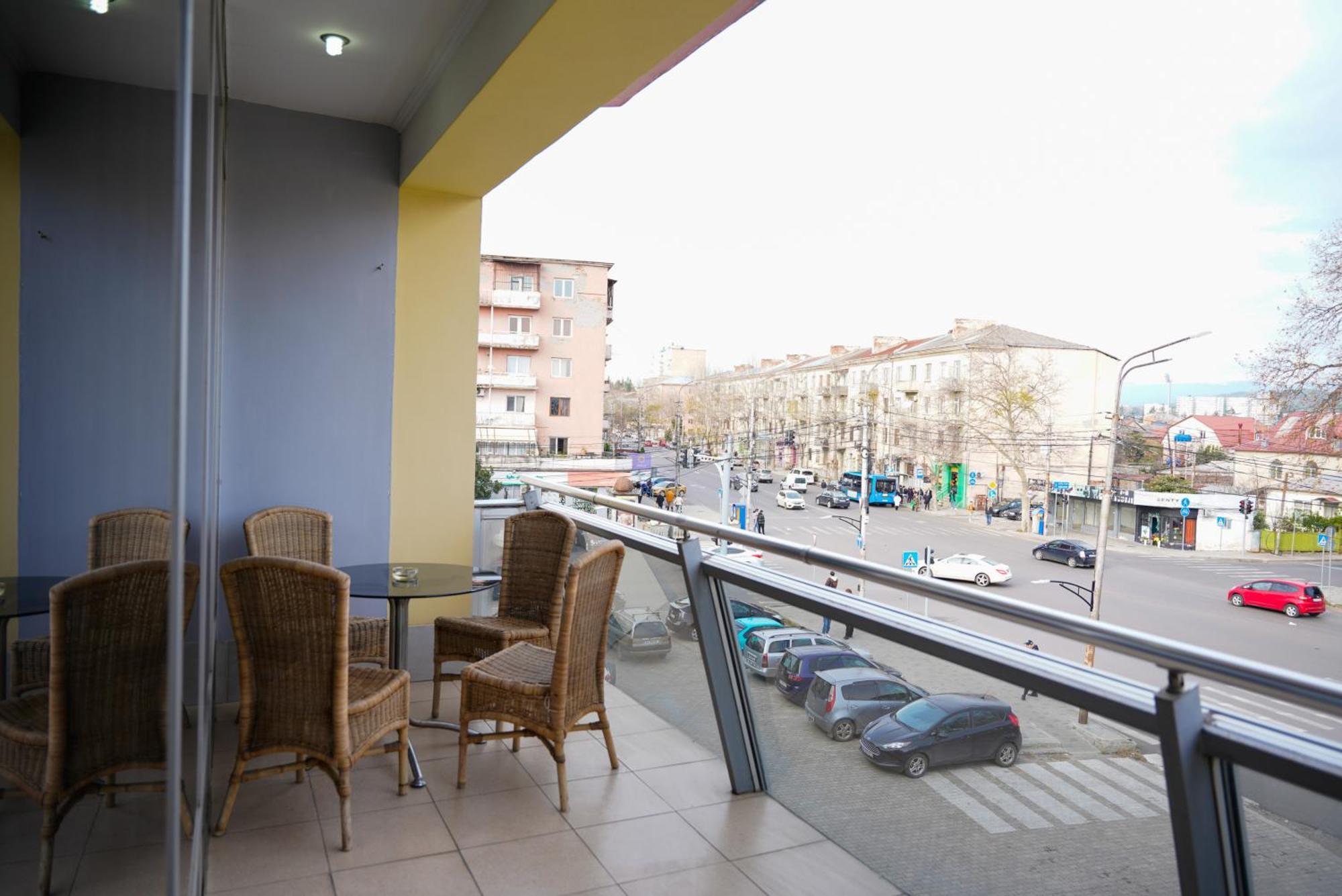 Hotel Monopoli Kutaissi Exterior foto
